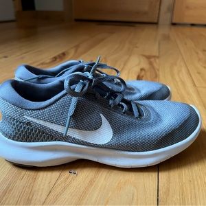 Women’s Nike Flex Shoes